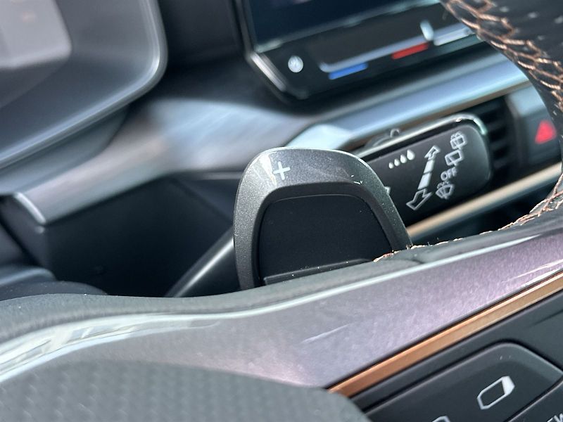 Cupra Formentor (2024) 1.5 TSI DSG - fotka 21 z 31