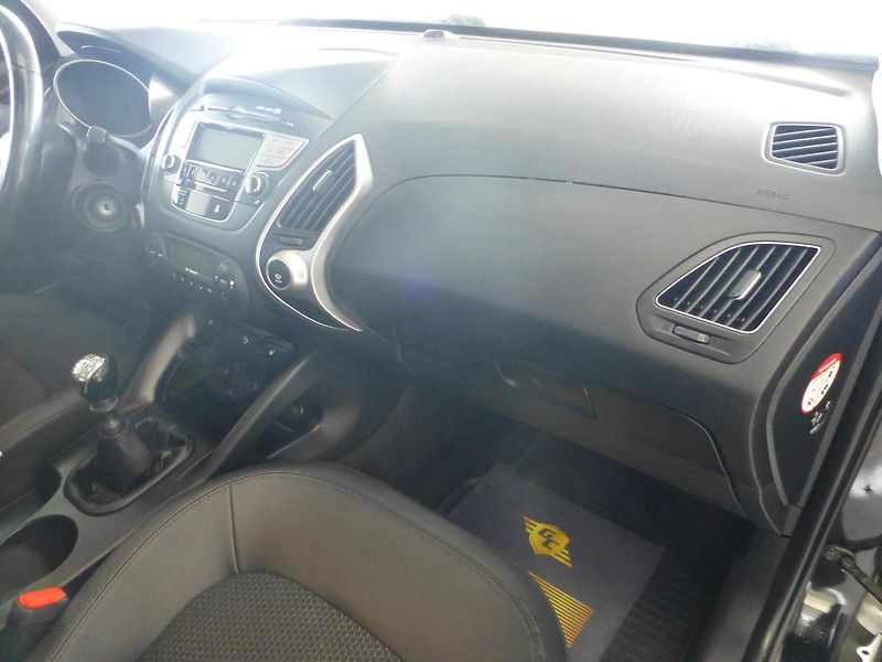 Hyundai ix35 (2011) 1,7CRDI*ALU KOLA*VYHŘ.S*PARK.S - fotka 17 z 23