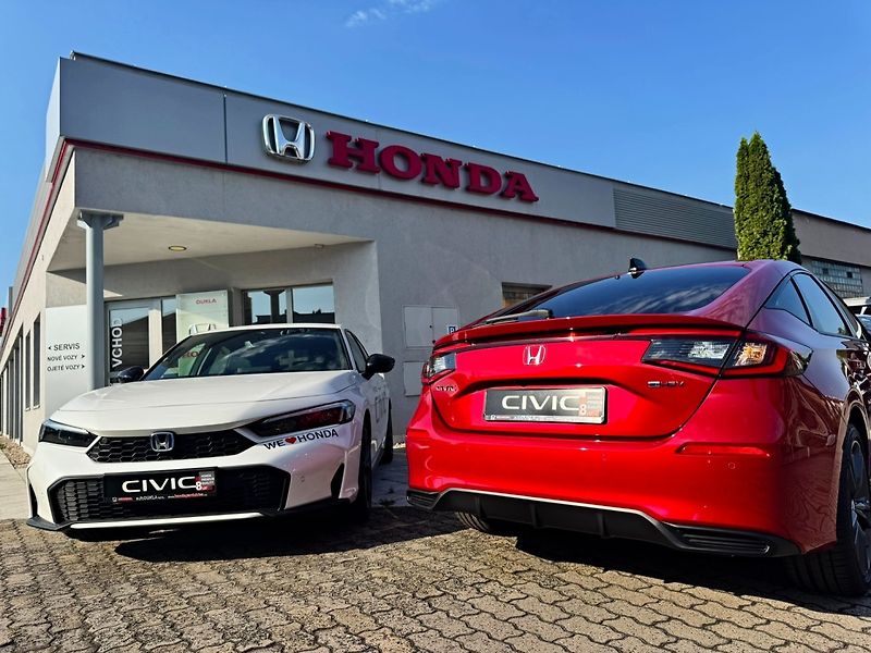 Honda Civic (2026) 2.0 e:HEV SPORT  MR27 SKLADEM - fotka 27 z 36