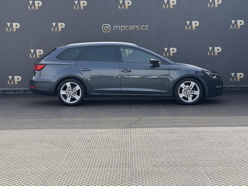 Seat Leon (2019) 1.5TSi MAN FR, 1.MAJ, FullLed - fotka 4 z 47