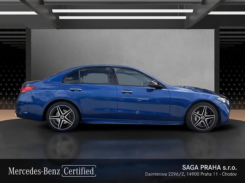 Mercedes-Benz Třídy C C-Třída 220 d 4MATIC AMG Night - fotka 3 z 17