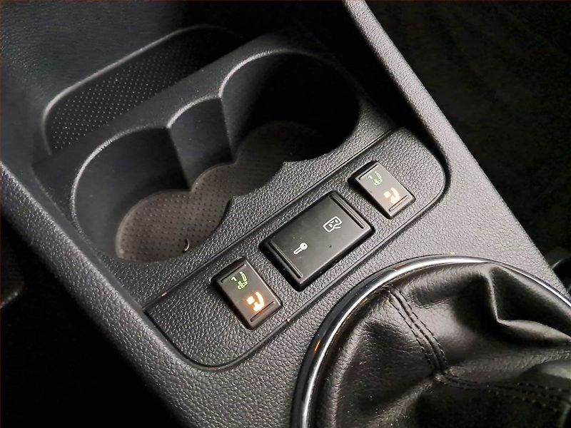 Škoda Roomster (2011) 1.2 12V, Tempomat - fotka 15 z 18