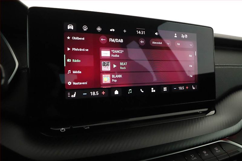 Škoda Octavia (2025) 1.5 eTSI mHEV, Sportline - fotka 17 z 21