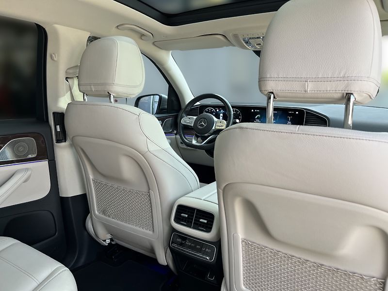 Mercedes-Benz GLS Trída 350 d 4MATIC AMG Line Pa - fotka 18 z 18