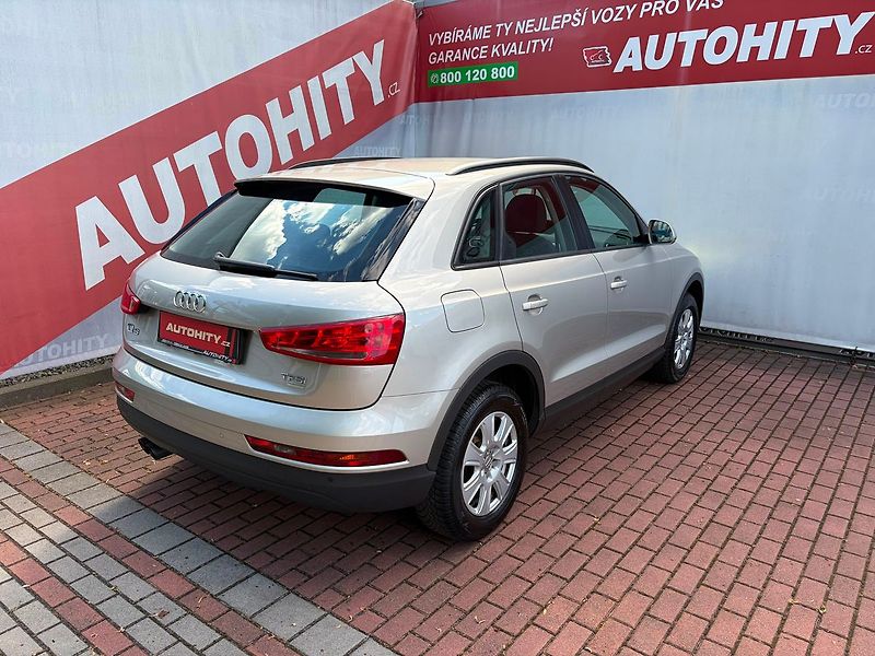 Audi Q3 1.4 TFSi, Serviska, TOP - fotka 7 z 21