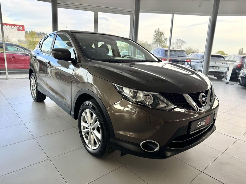 Nissan Qashqai 1,2DIG-T*Navi*Kamera*Tažné*ČR - fotka 4 z 32