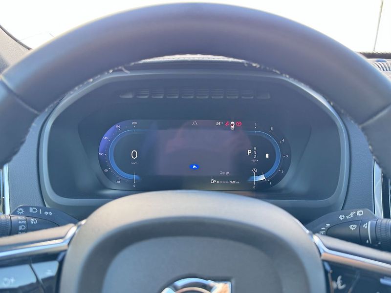 Volvo XC90 Plus Bright B5 AWD 173kW - fotka 14 z 31