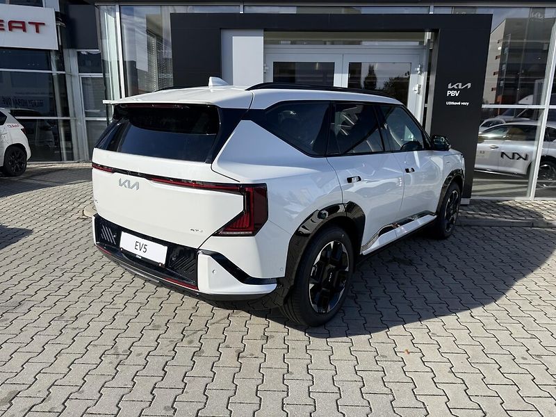 Kia EV5 (2026) 4x4 81,4 kWh GT-LINE+PARK+ PNS - fotka 3 z 6
