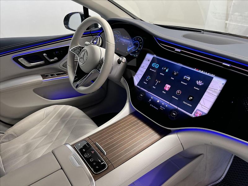 Mercedes-Benz EQS 580 4MATIC Berline - fotka 18 z 23