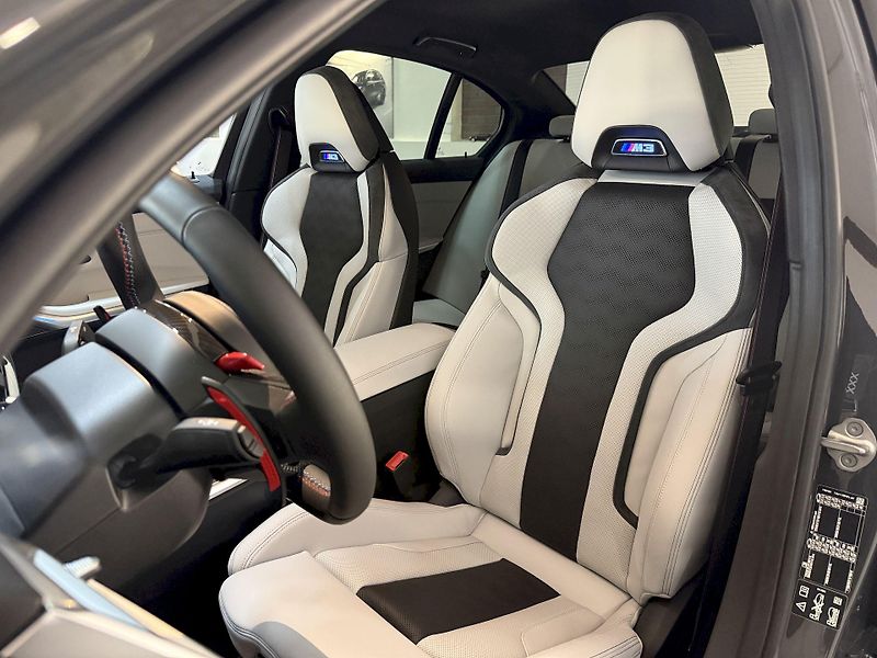 BMW M3 Competition xDrive NEW Indiv. - fotka 16 z 46