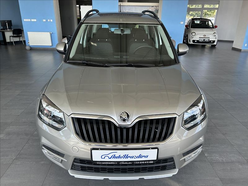 Škoda Yeti 1,2   TSI 81kW,SERVISKA - fotka 2 z 21
