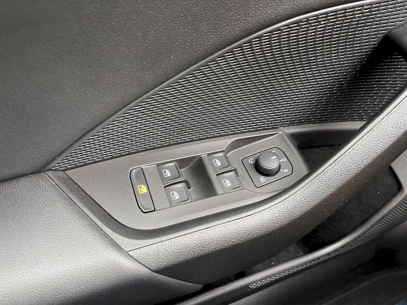 Škoda Octavia (2023) 2.0 TDI 110kW DSG Style Plus c - fotka 25 z 35