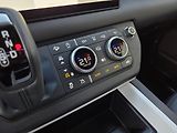 Land Rover Defender (2025) D300 X-DynSE HUD PANO TZ ACC - náhled 47