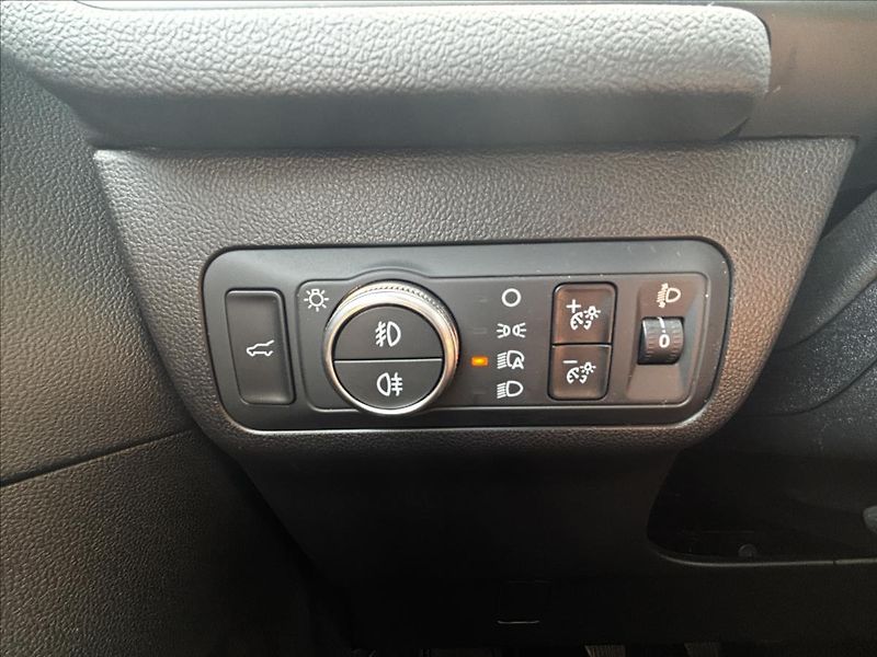 Ford Kuga 1,5 EcoBoost 110kW ST-Line - fotka 26 z 34