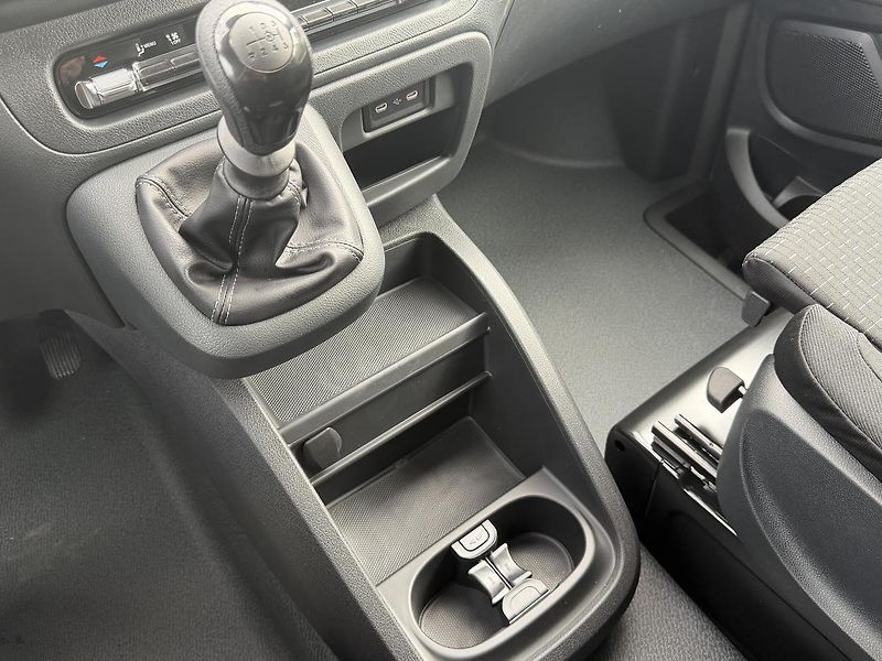 Mercedes-Benz Vito (2026) 116 CDI / Mixto Pro / XL - fotka 18 z 20