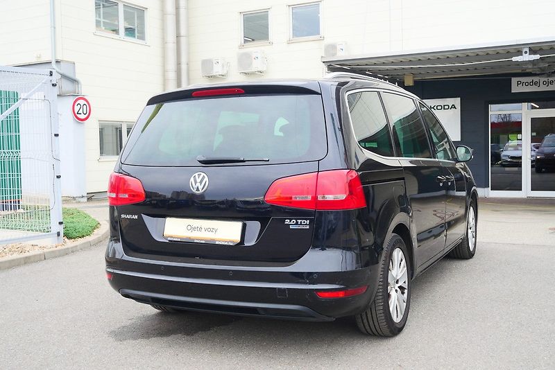 Volkswagen Sharan - fotka 2 z 6