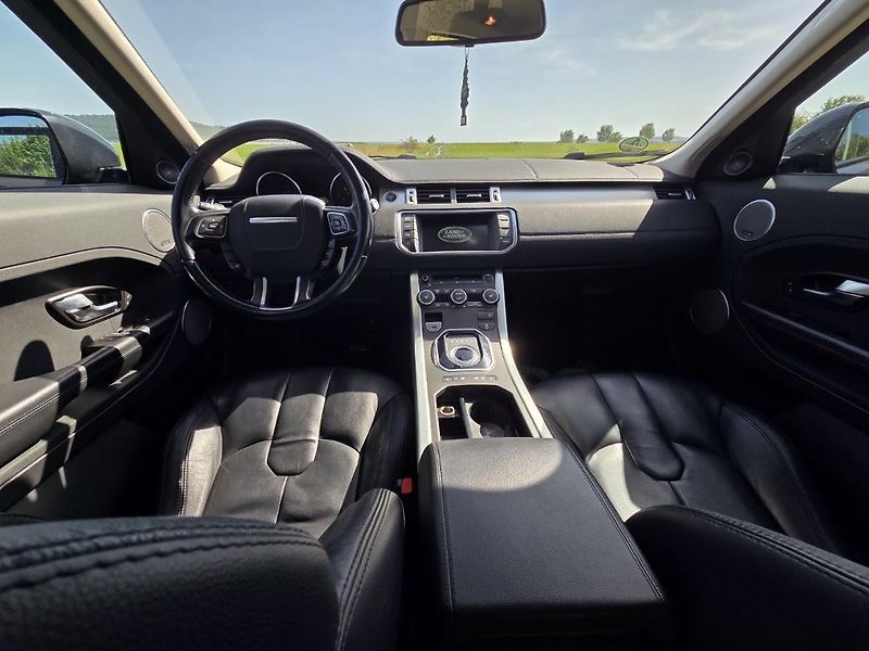 Land Rover Range Rover Evoque (2015) 2.0i Si4-177kw-4x4-KŮŽE-SUPER - fotka 11 z 14