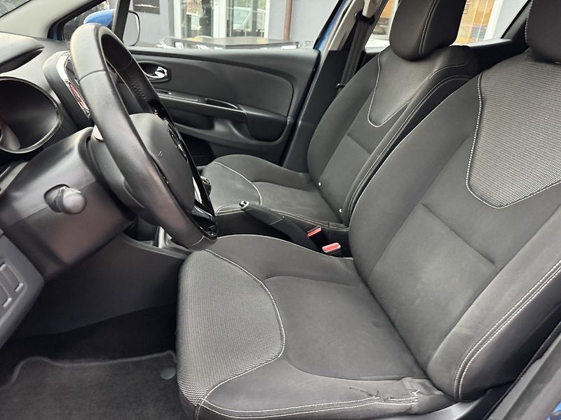 Renault Clio (2013) 1.2i Navi Klima Tempomat BT - fotka 26 z 50