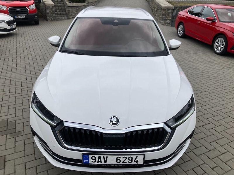 Škoda Octavia (2023) 2.0TDI STYLE EL.TAŽNÉ,2023,ČR - fotka 15 z 34