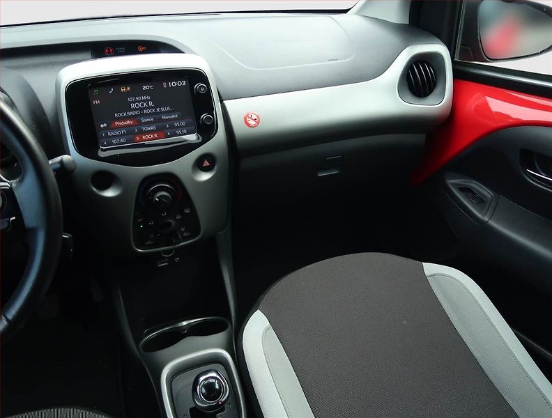 Toyota Aygo (2018) 1.0 VVT-i, Automat, Serv.kniha - fotka 7 z 17