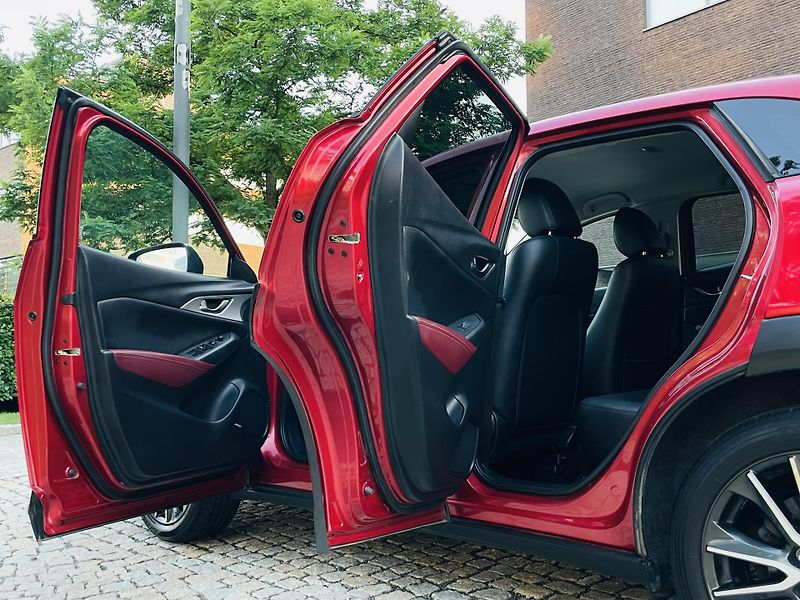 Mazda CX-3 2.0i MAN SERVISKA 1MAJITEL LED - fotka 22 z 47