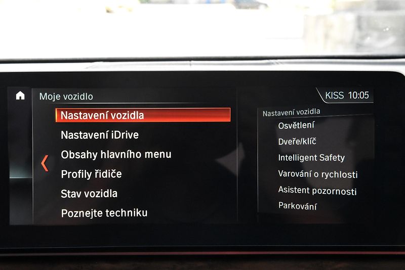 BMW Řada 5 530i xDrive LUXURY LINE,LED,ČR - fotka 28 z 50
