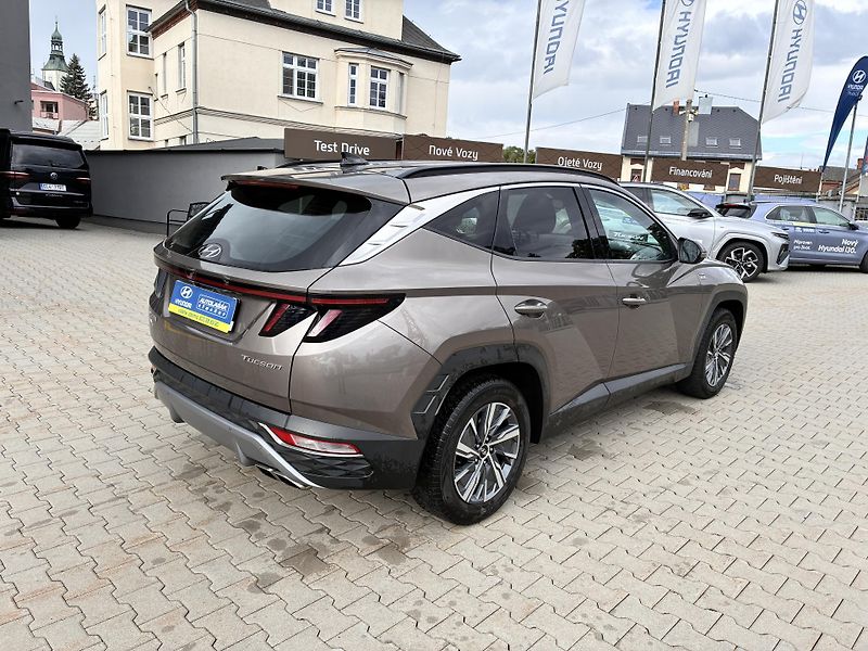 Hyundai Tucson 1.6T-GDi 110kW SMART AUTOMAT - fotka 7 z 31