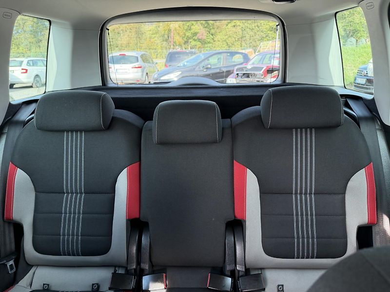 Škoda Yeti 1.4 TSI MONTE CARLO - fotka 15 z 21