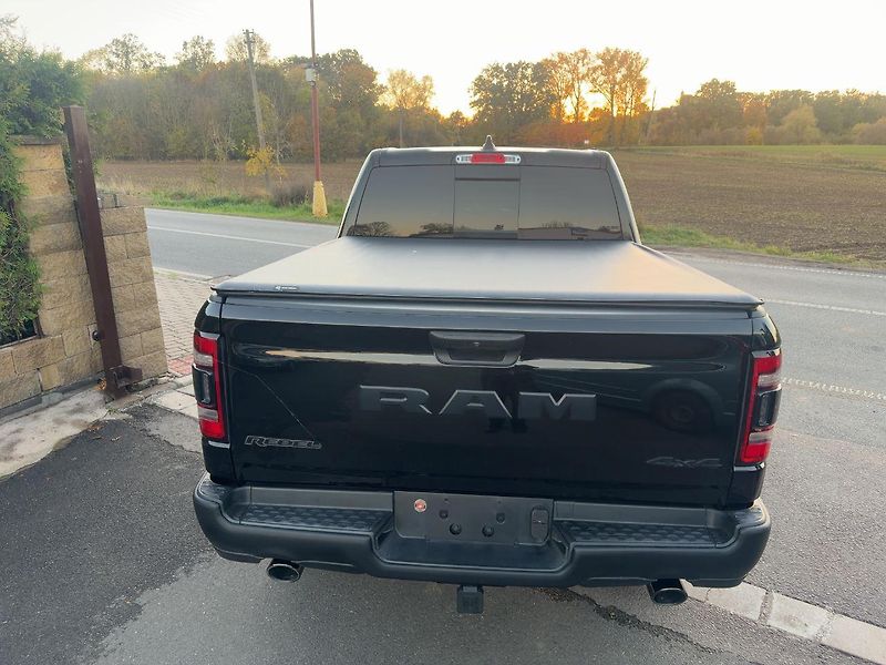 Dodge RAM (2022) 1500 Rebel 3,0 EcoDiesel 2022 - fotka 4 z 19
