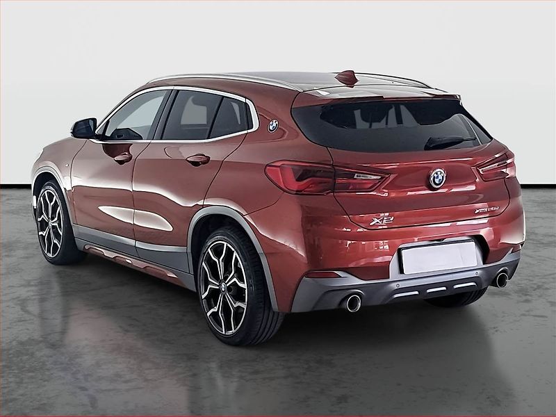 BMW X2 (2018) xDrive20d - fotka 4 z 18