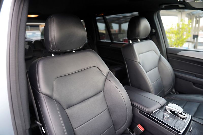 Mercedes-Benz GLS 350d 4Matic, ČR, 7 míst - fotka 33 z 50