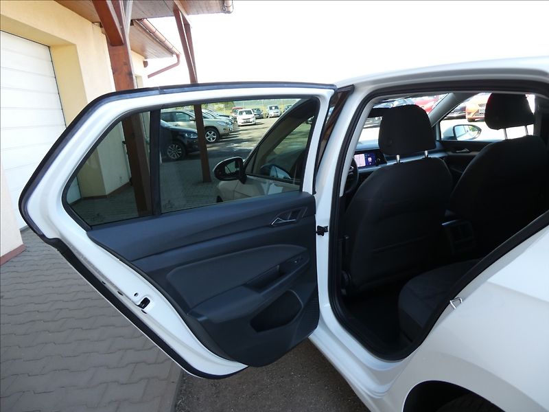 Volkswagen Golf 2,0 VIII TDi 2x kola,LED,CEBIA - fotka 22 z 50