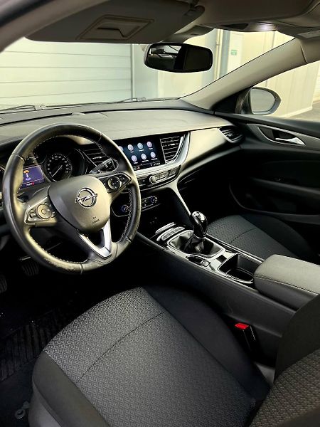 Opel Insignia (2018) LED APPLE CARPLAY NAVIGACE  - fotka 7 z 13