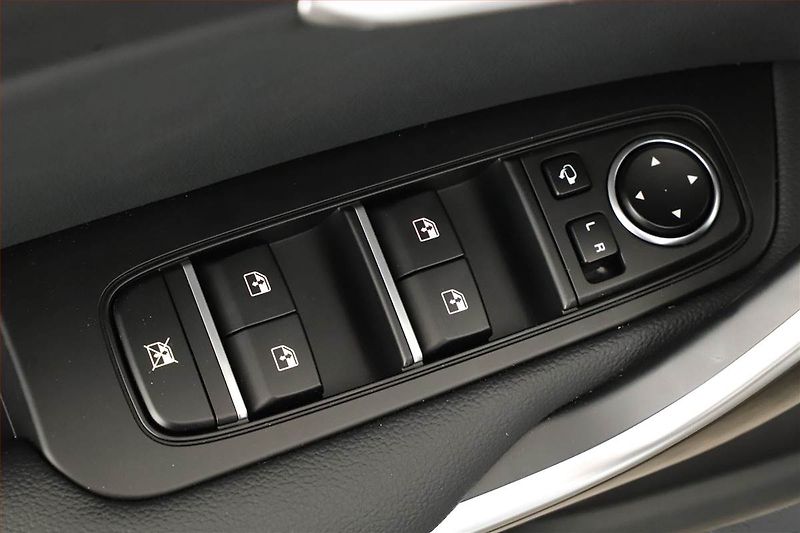 Kia XCeed (2025) Plug-in-Hybrid, DPH, Navigace - fotka 22 z 25