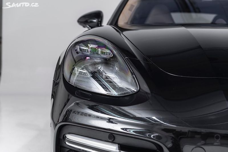 Porsche Panamera Turbo S E-Hybrid*CZ*záruka - fotka 15 z 41