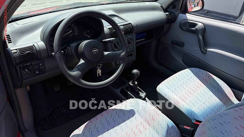 Opel Corsa (1996) 1.2i, 1.maj,ČR, tažné - fotka 3 z 3