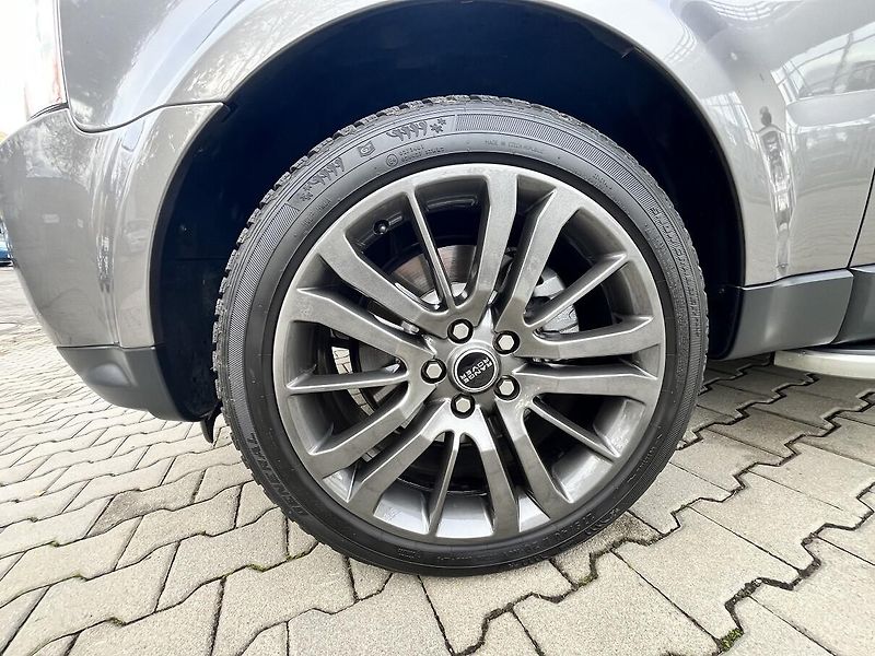 Land Rover Range Rover Sport (2010) 3.0 /180kW - fotka 9 z 44