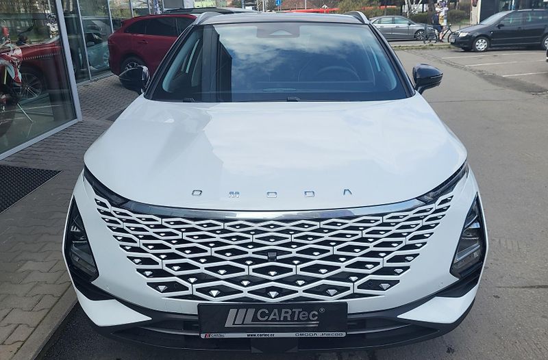 Omoda 5 (2025) PREMIUM 1,6 TGDI - fotka 5 z 26