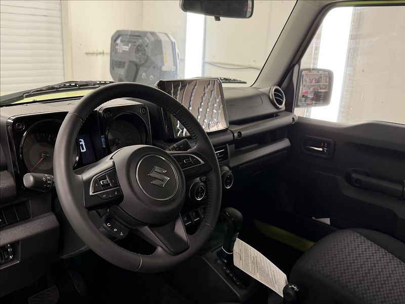 Suzuki Jimny 1,5 75 KW GLX REZERVACE!!! - fotka 7 z 30