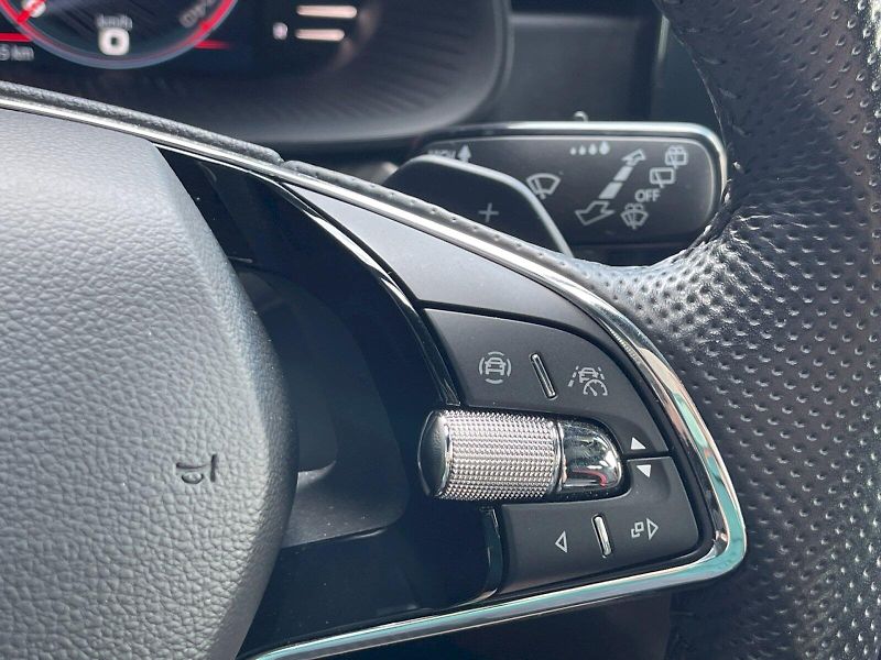 Škoda Scala (2024) 1.5 TSI 110 kW DSG Monte Carlo - fotka 10 z 33
