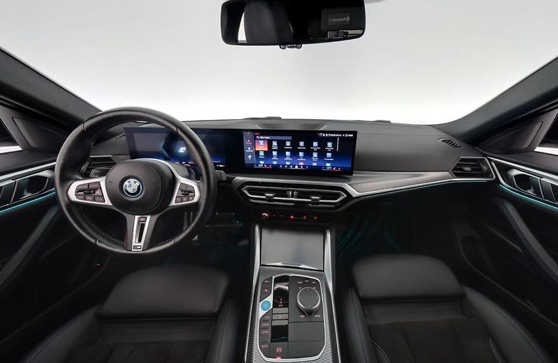 BMW i4 M50 xDrive GC Kamera Ambient  - fotka 13 z 27