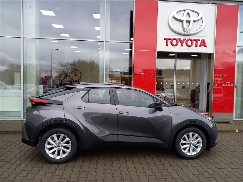 Toyota C-HR 1,8 Comfort - fotka 6 z 14