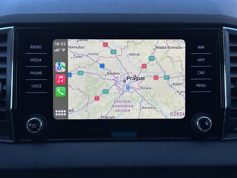 Škoda Karoq 1.5TSi DSG 150PS LED V.Cockpit - fotka 23 z 38