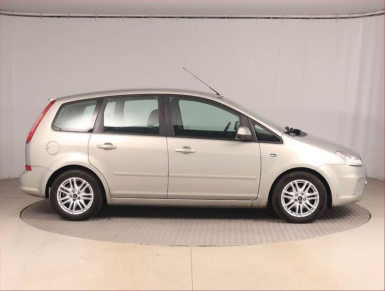 Ford C-MAX (2009) 1.6 TDCi, po STK, zamluveno - fotka 6 z 16