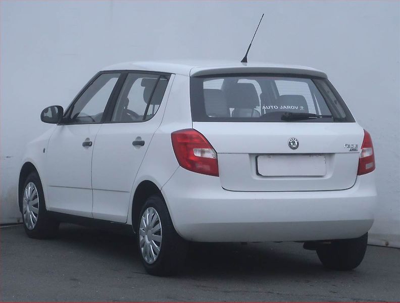 Škoda Fabia (2008) 1.2, nová STK, CZ doklady - fotka 4 z 13