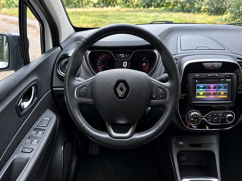 Renault Captur 1,3 TCe 96kW Intens LED Navi - fotka 32 z 42