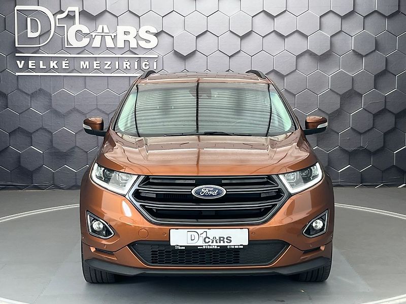 Ford Edge 2.0 TDCi AWD Sport ČR 1.majit. - fotka 7 z 74