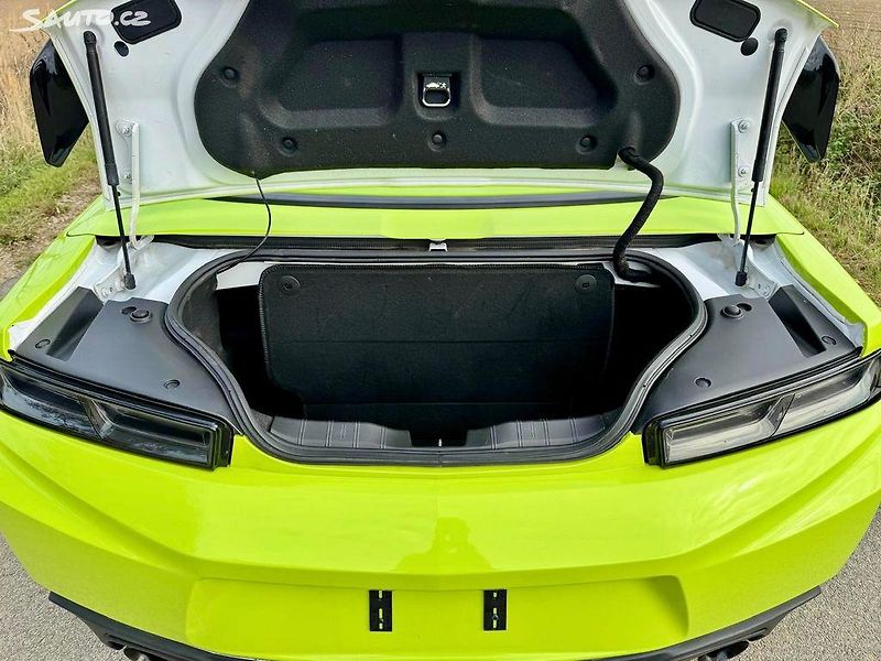 Chevrolet Camaro (2018) SS 6,2l V8, Manual, Cabrio - fotka 8 z 17