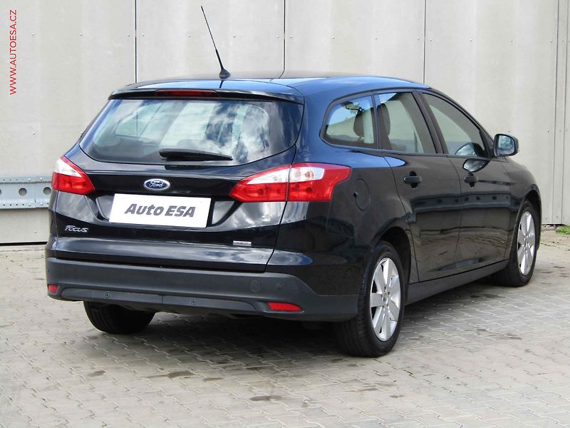 Ford Focus (2012) 1.6 TDCi, 1.maj, AC, temp - fotka 4 z 20