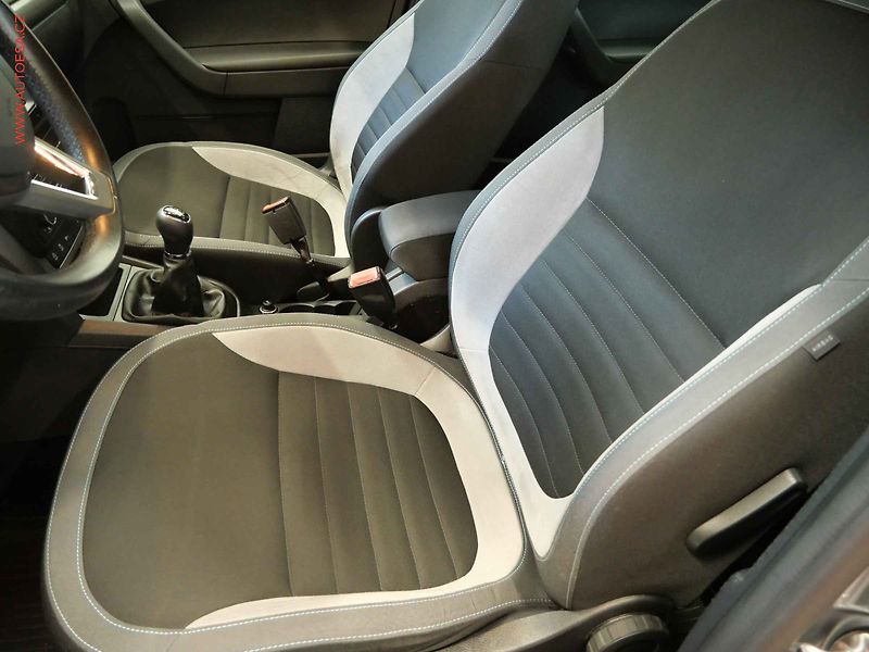 Škoda Yeti (2016) 1.4TSI, AC, výhřev sedadel - fotka 9 z 22